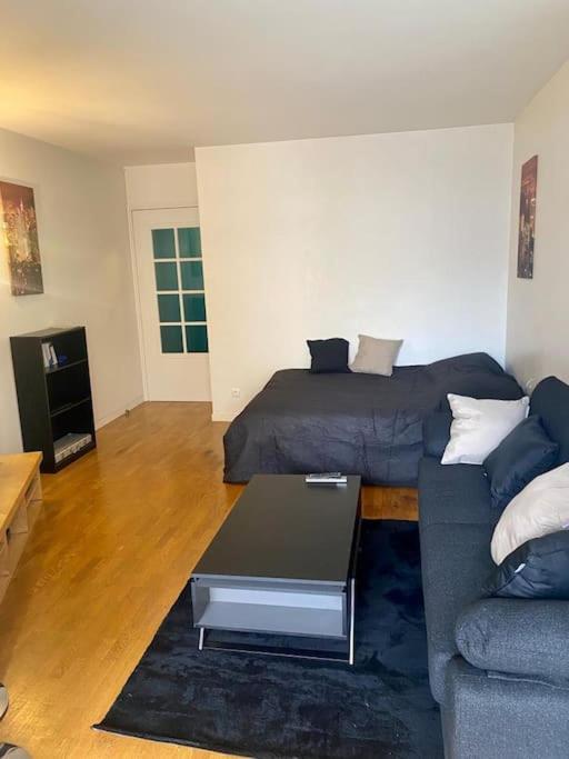 Studio Cosy Avec Balcon Proche Paris Булон Биянкур Екстериор снимка